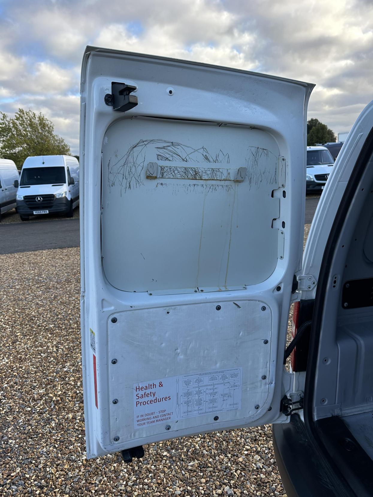 Used Volkswagen Caddy Maxi 2013 for sale - 77225338: Photo 35