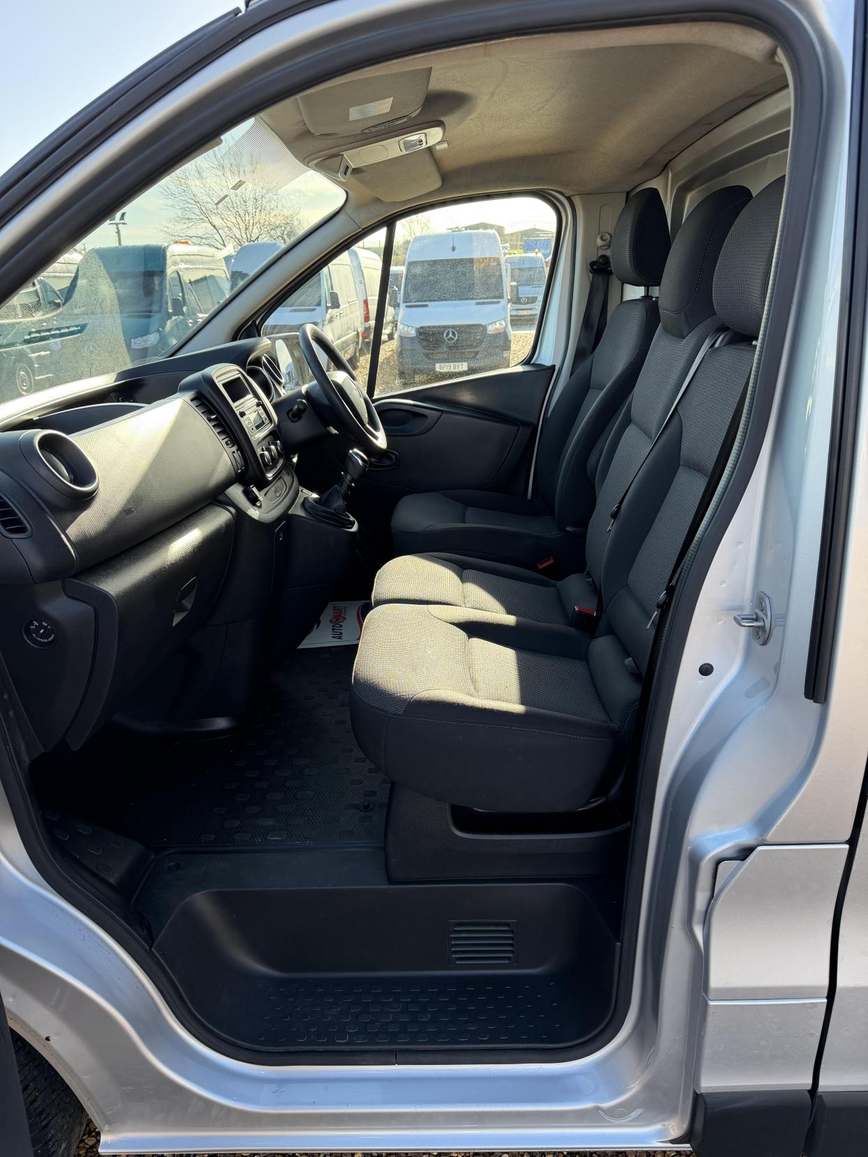 Used Renault Trafic 2020 for sale - 77359978: Photo 17