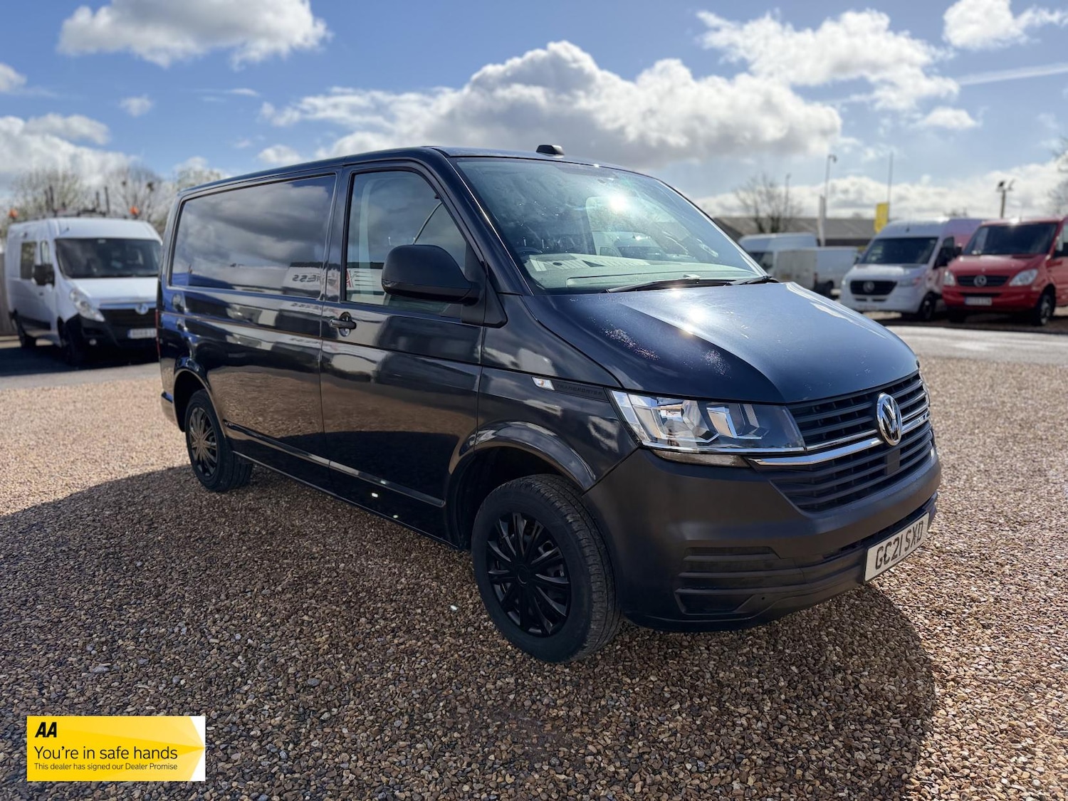 Used Volkswagen Transporter 2021 for sale - 78140554: Photo 1