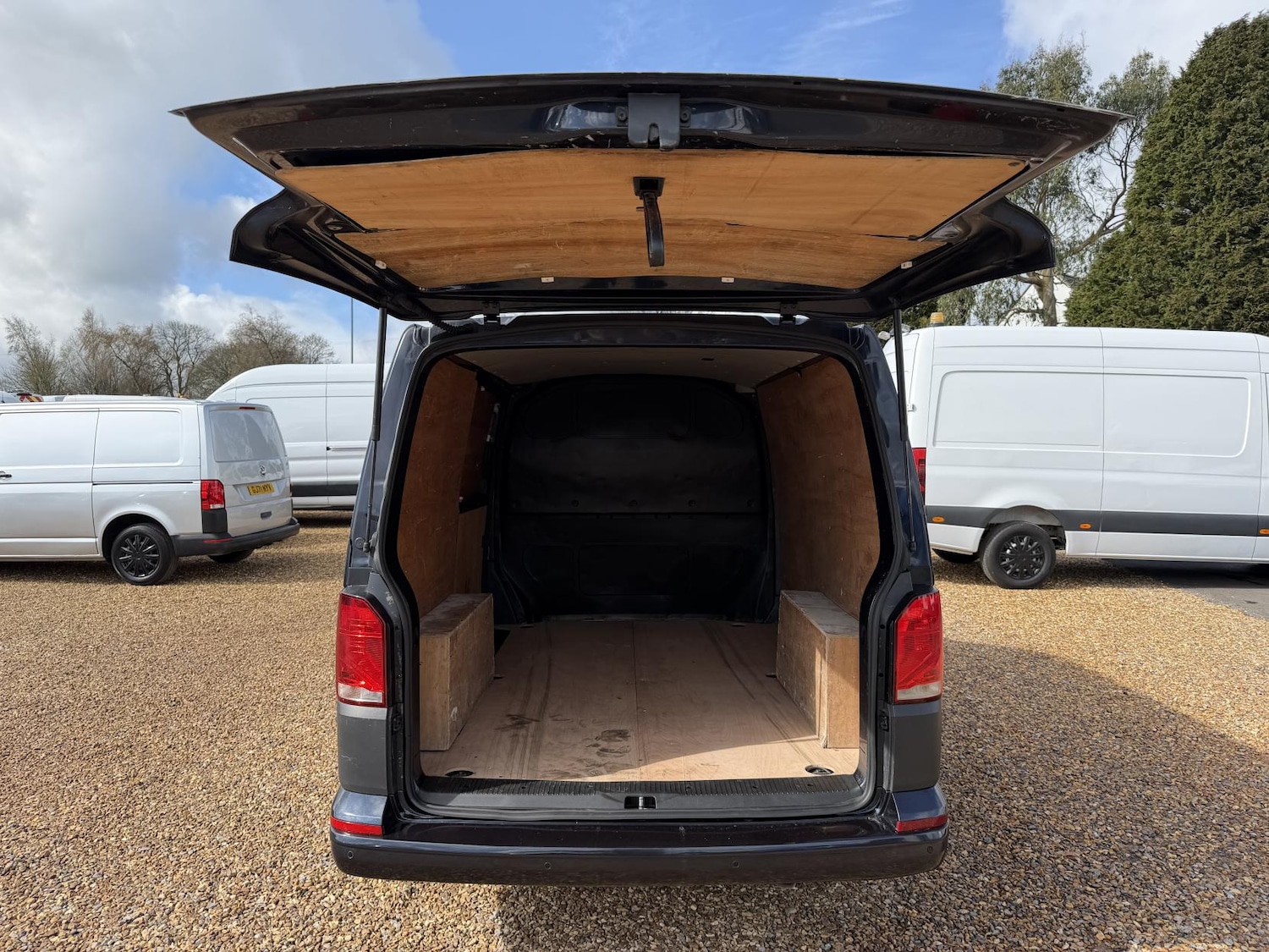 Used Volkswagen Transporter 2021 for sale - 78140554: Photo 22