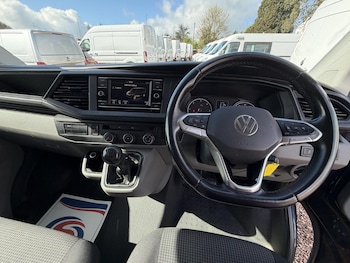 Used Volkswagen Transporter 2021 for sale - 78140554: Photo