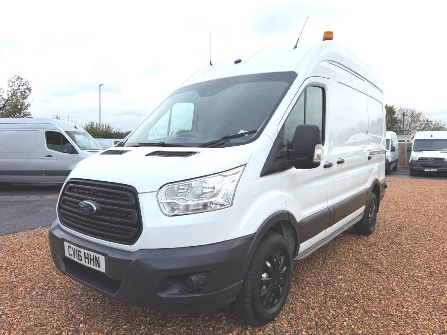 Used Ford Transit 2016 for sale - 76922277: Photo 3