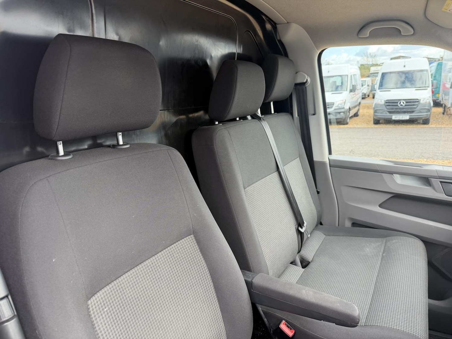 Used Volkswagen Transporter 2022 for sale - 78018719: Photo 14