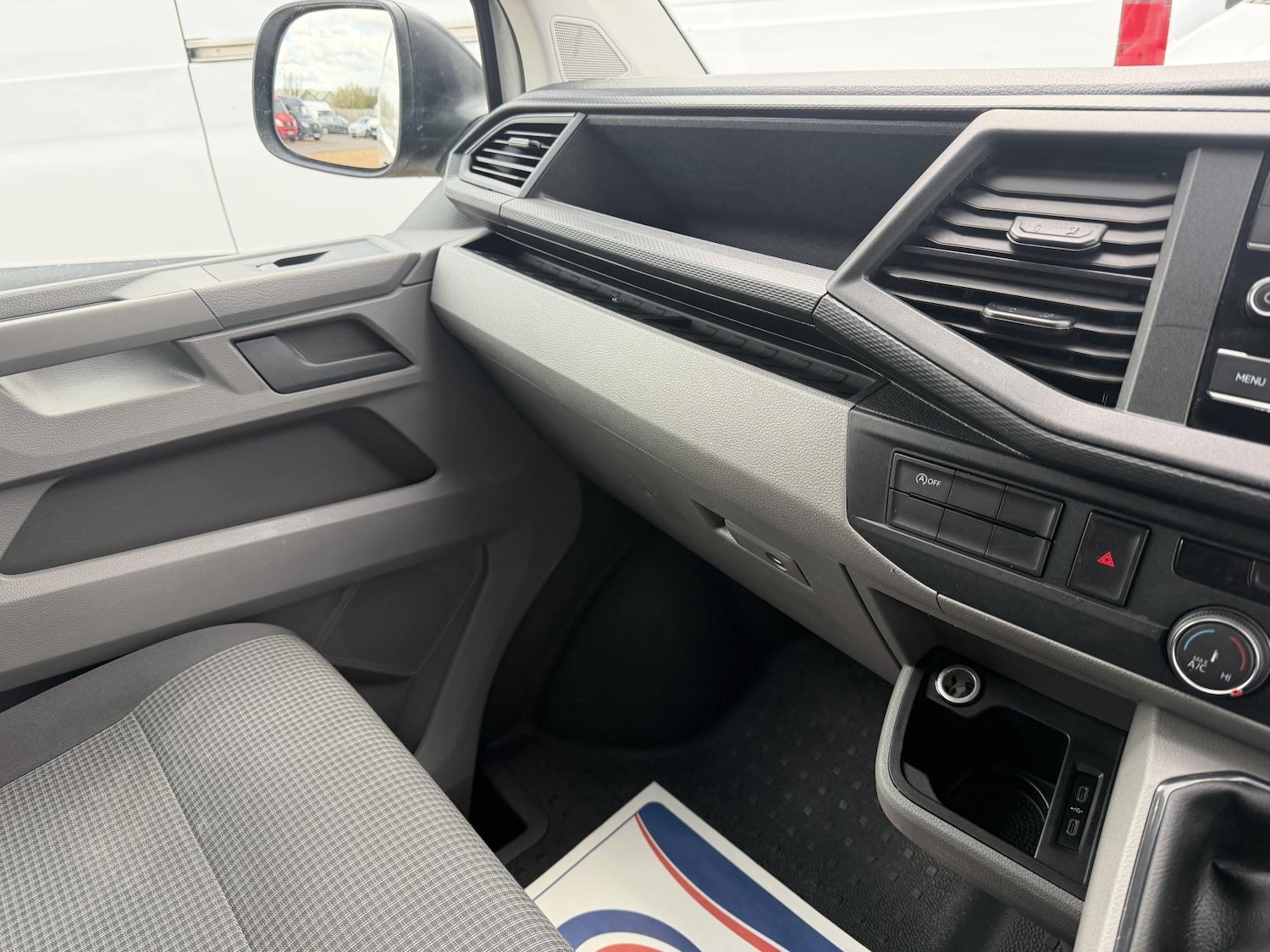 Used Volkswagen Transporter 2022 for sale - 78018719: Photo 33