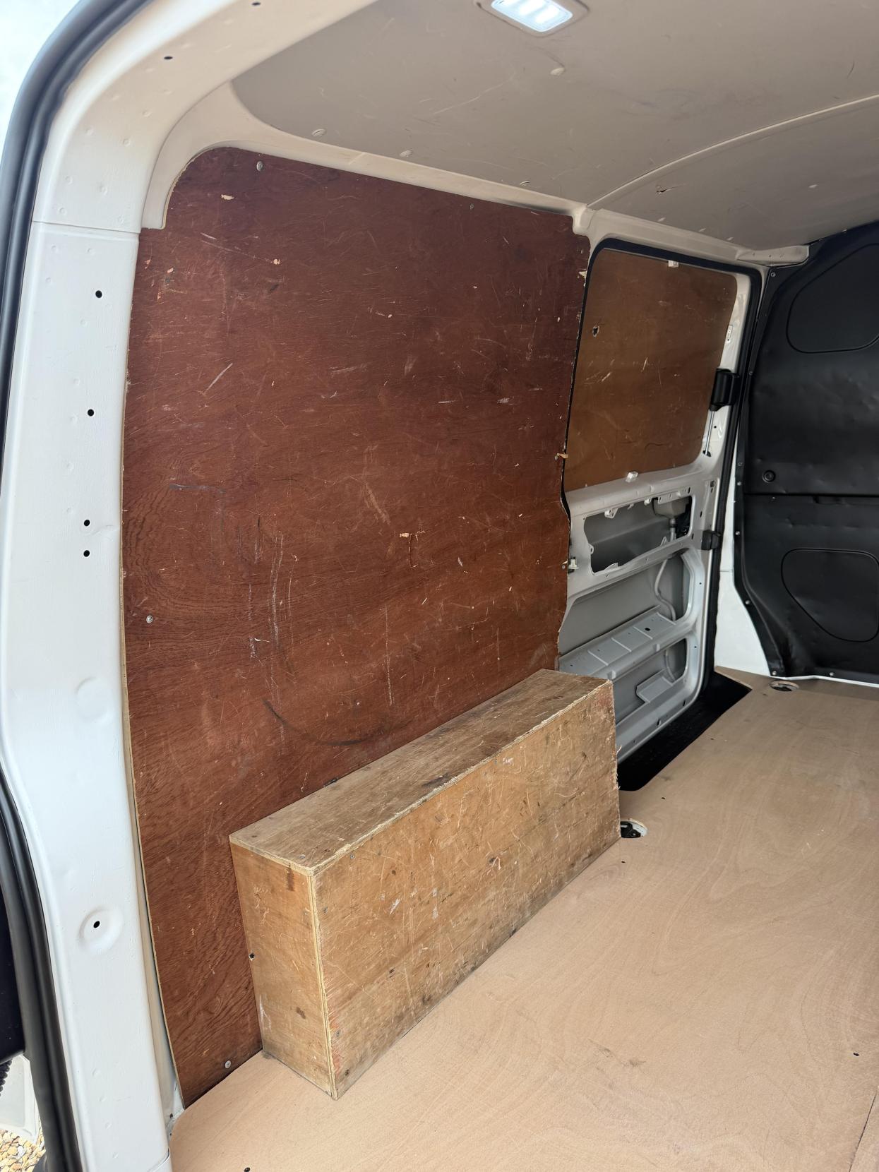 Used Volkswagen Transporter 2022 for sale - 78018719: Photo 39