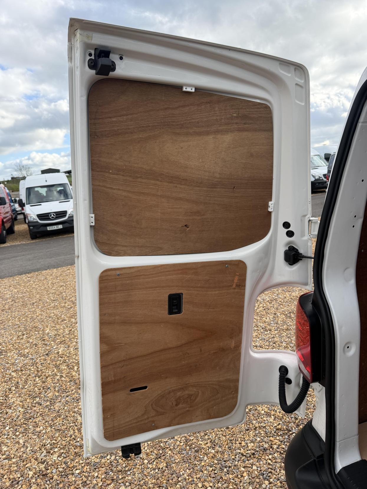 Used Volkswagen Transporter 2022 for sale - 78018719: Photo 40