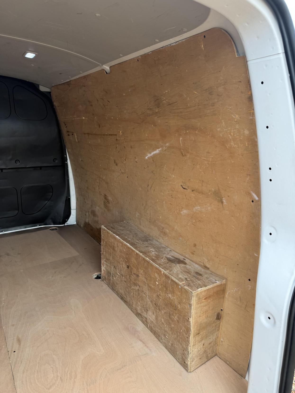 Used Volkswagen Transporter 2022 for sale - 78018719: Photo 45