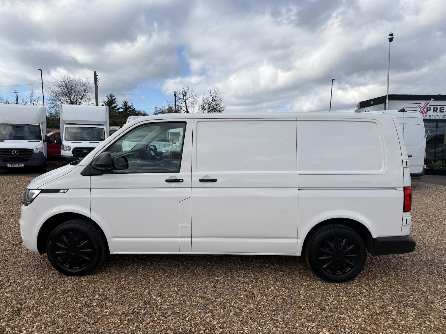 Used Volkswagen Transporter 2022 for sale - 78018719: Photo 8