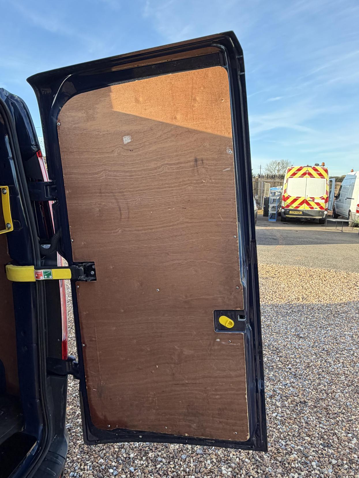 Used Ford Transit Custom 2013 for sale - 76660597: Photo 41