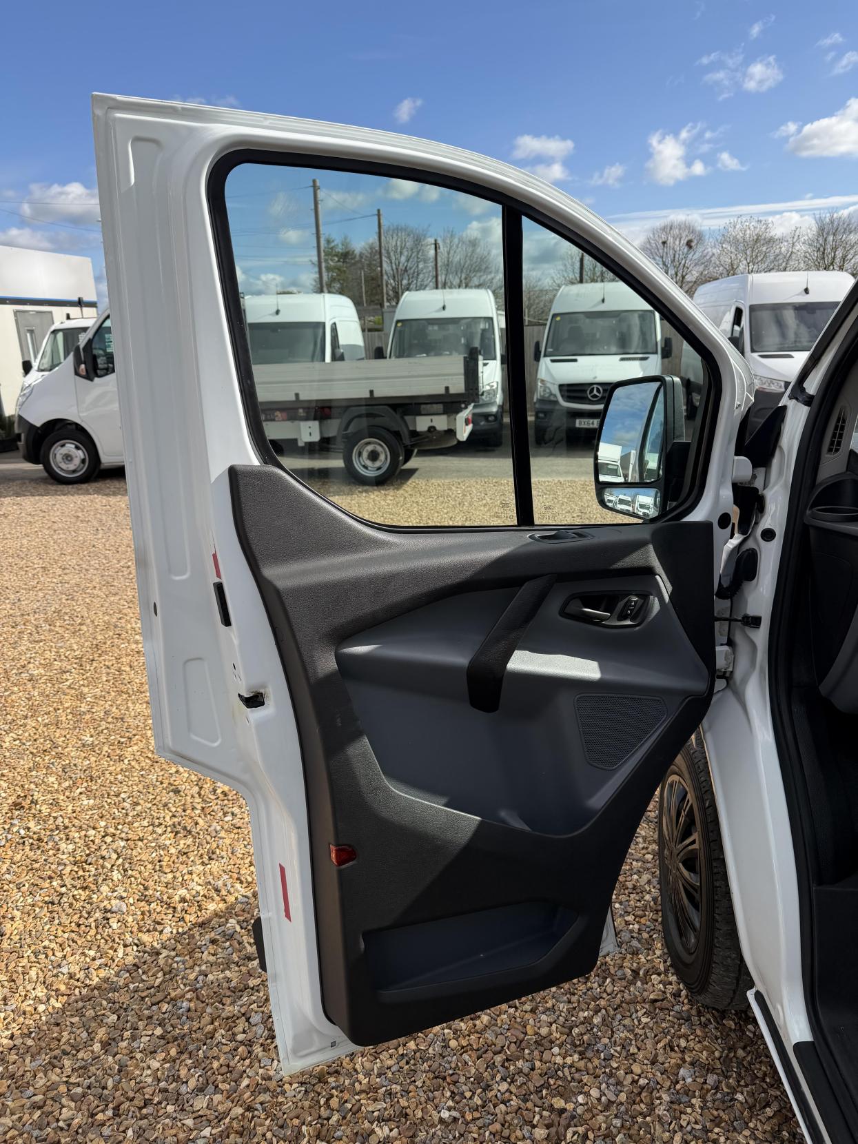 Used Ford Transit Custom 2014 for sale - 78028164: Photo 19