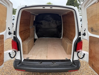 Used Volkswagen Transporter 2022 for sale - 78889951: Photo