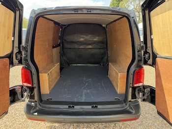 Used Volkswagen Transporter 2021 for sale - 78329221: Photo