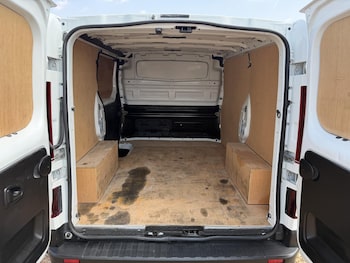 Used Renault Trafic 2019 for sale - 79340920: Photo