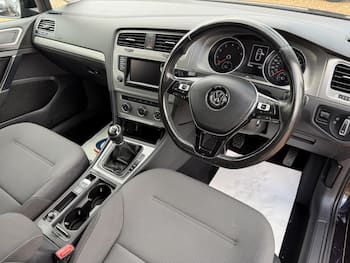 Used Volkswagen Golf 2015 for sale - 79687807: Photo