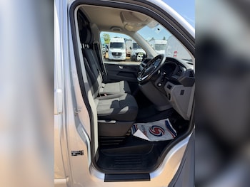 Used Volkswagen Transporter 2021 for sale - 78660234: Photo