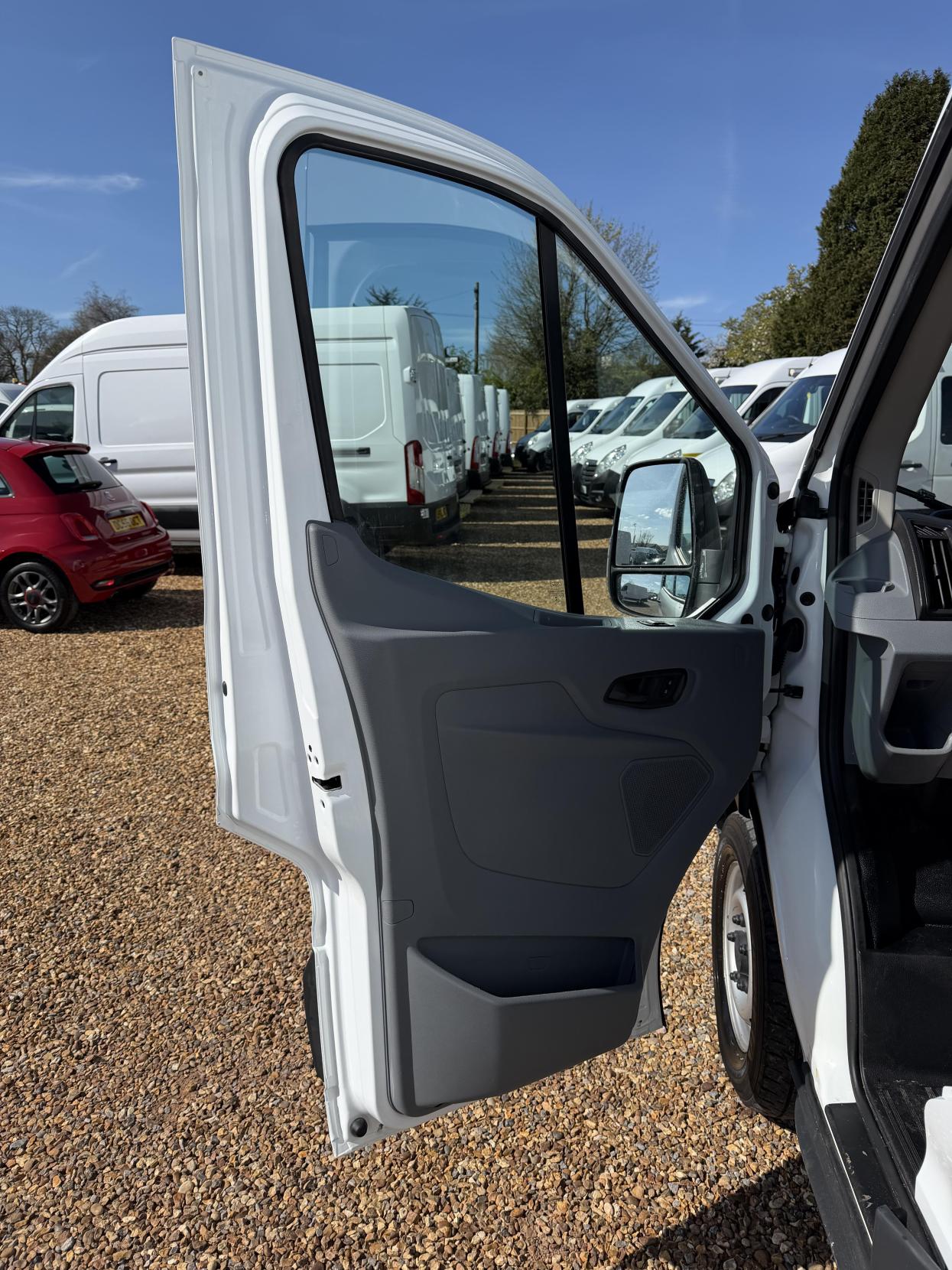 Used Ford Transit 2019 for sale - 78147677: Photo 19