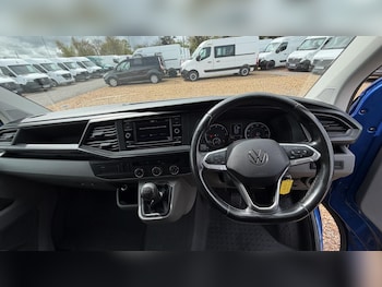 Used Volkswagen Transporter 2021 for sale - 78270498: Photo