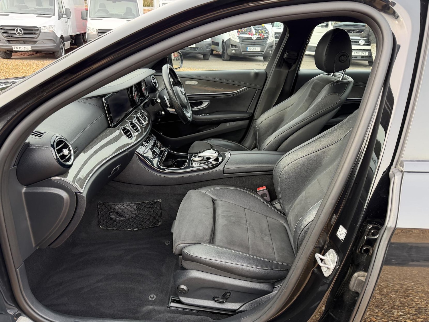 Used Mercedes-Benz E Class 2017 for sale - 77558850: Photo 16