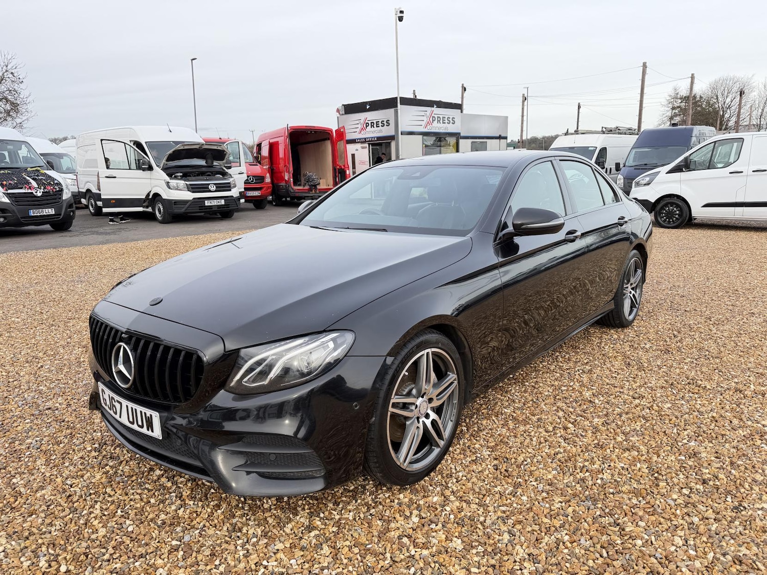 Used Mercedes-Benz E Class 2017 for sale - 77558850: Photo 3