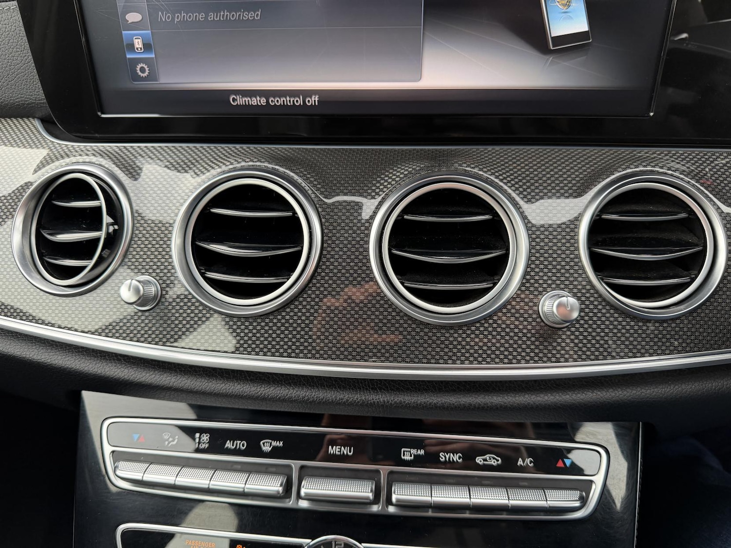 Used Mercedes-Benz E Class 2017 for sale - 77558850: Photo 34