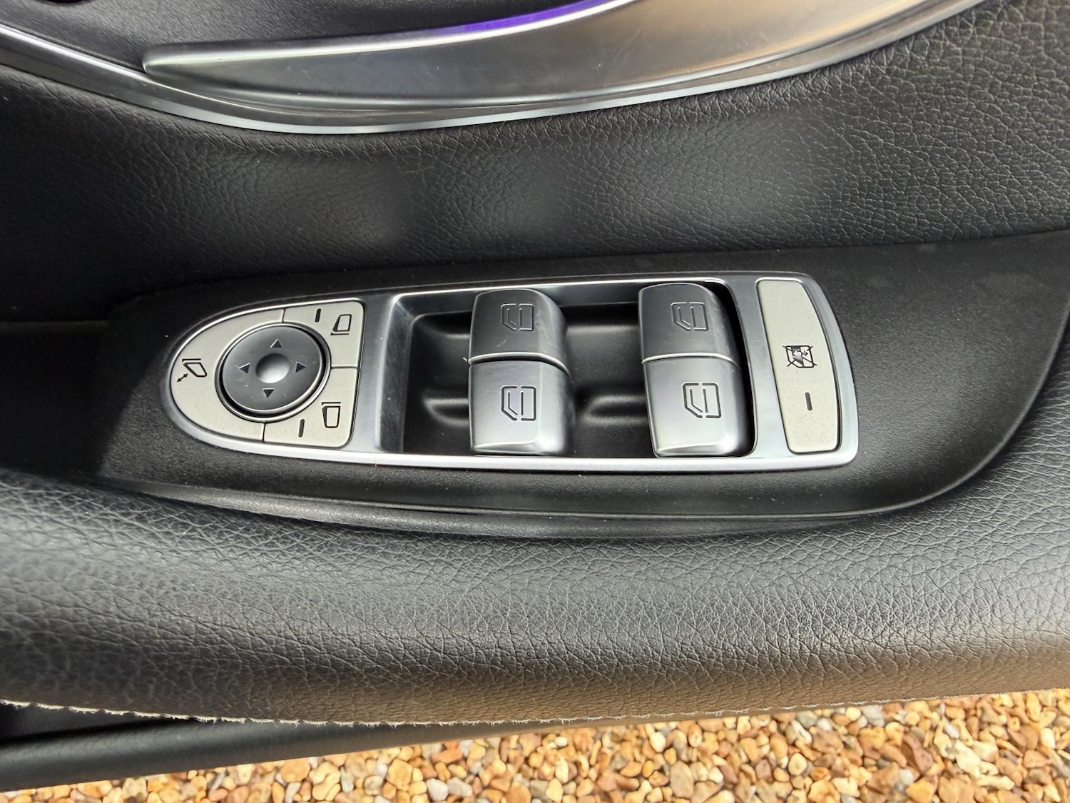 Used Mercedes-Benz E Class 2017 for sale - 77558850: Photo 39