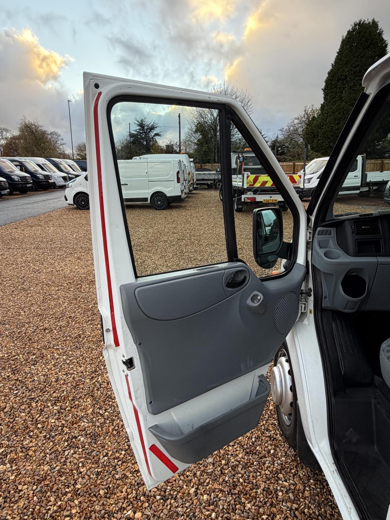 Used Ford Transit 2014 for sale - 76536997: Photo 30