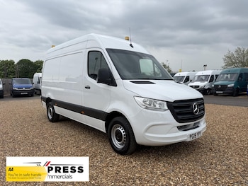 Used Mercedes-Benz Sprinter 2019 for sale - 78468105: Photo