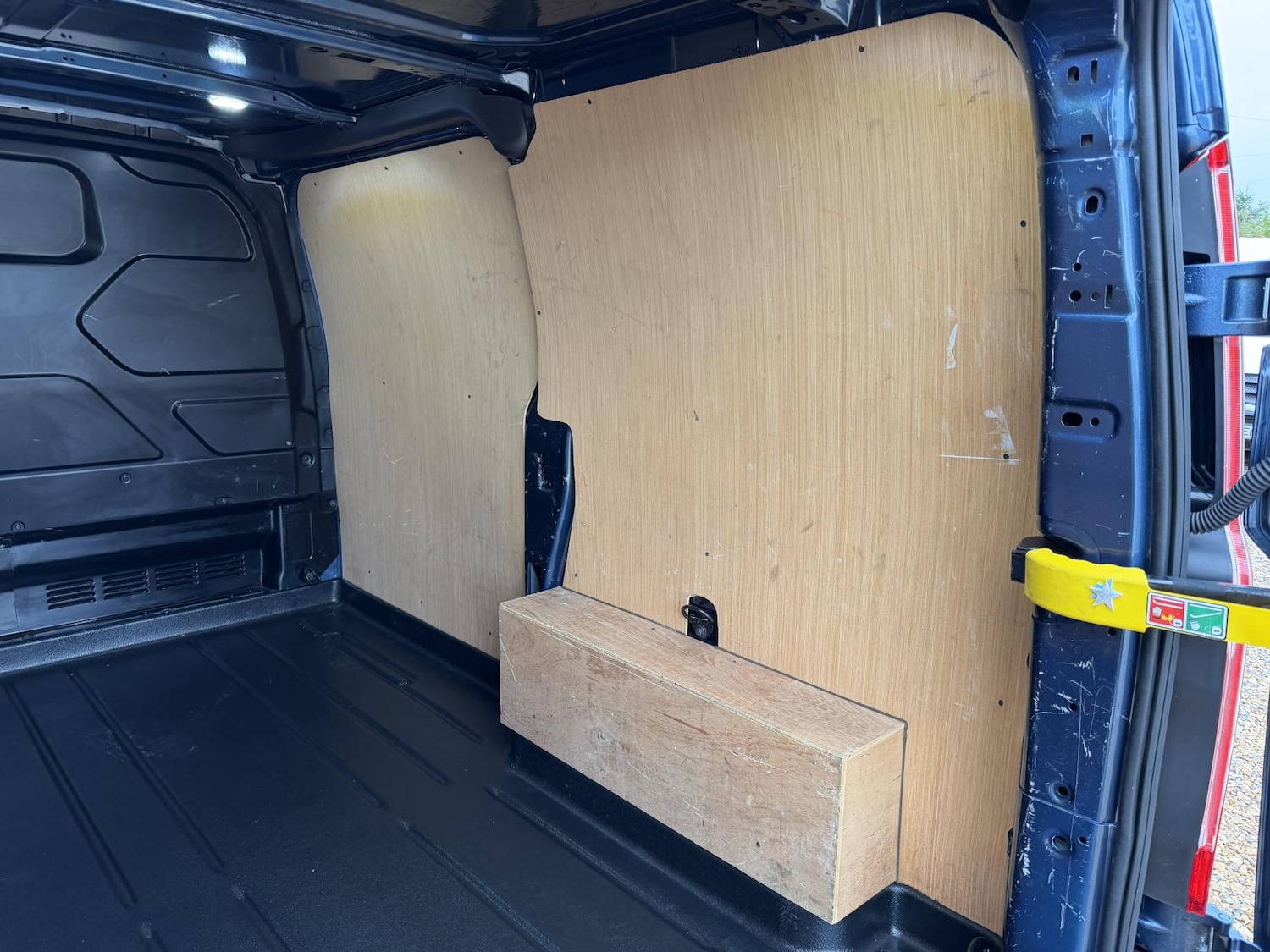 Used Ford Transit Custom 2018 for sale - 76380407: Photo 40