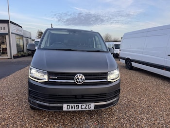 Used Volkswagen Transporter 2019 for sale - 77707110: Photo