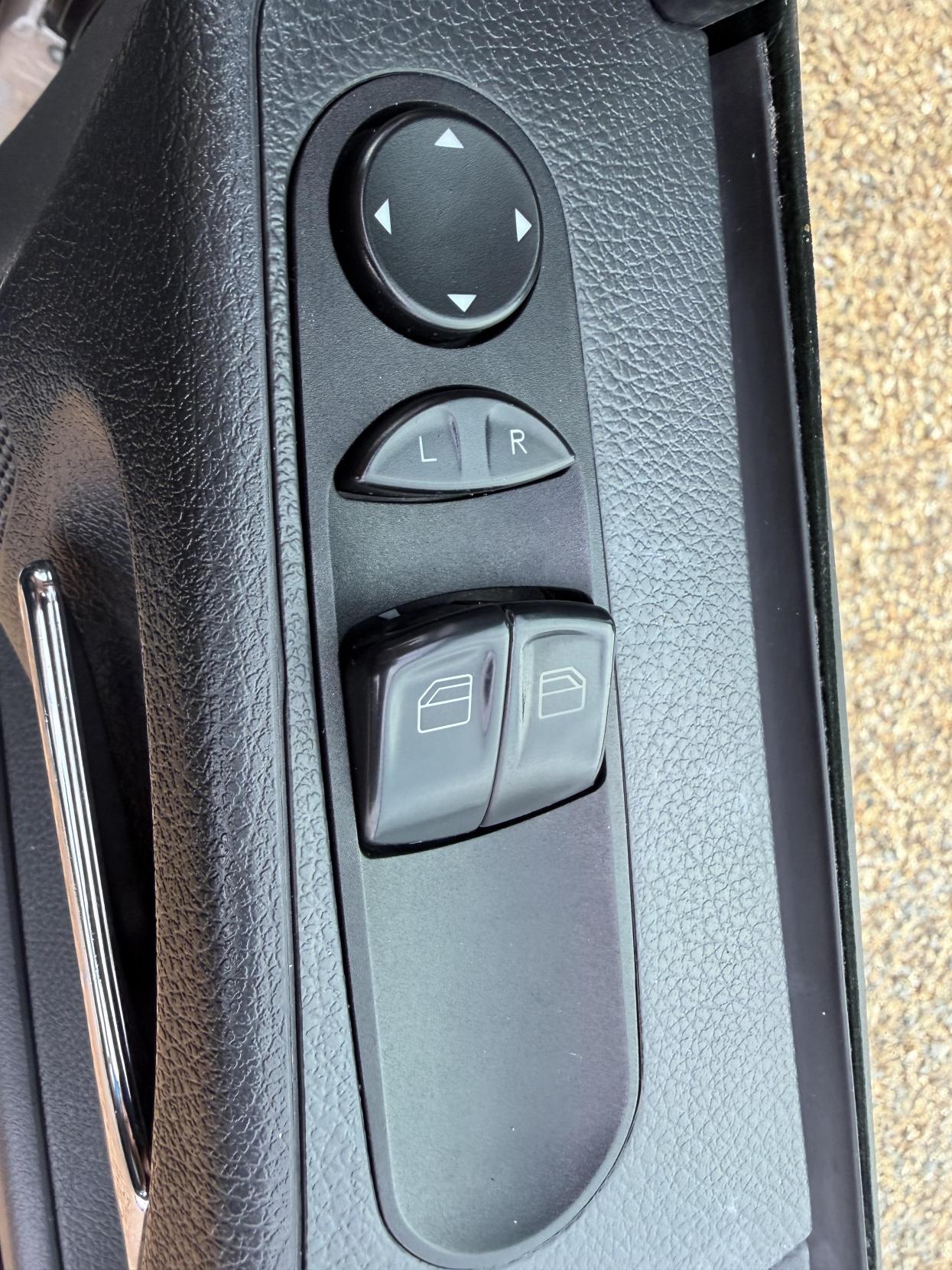 Used Mercedes-Benz Vito 2012 for sale - 76971770: Photo 12