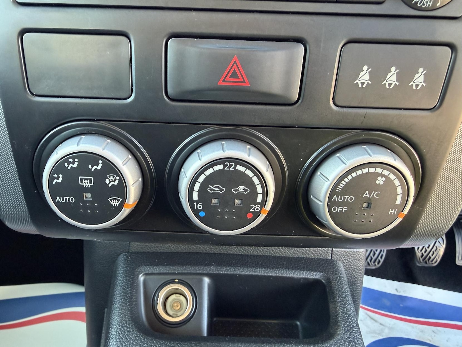 Used Nissan X-Trail 2010 for sale - 76853546: Photo 27