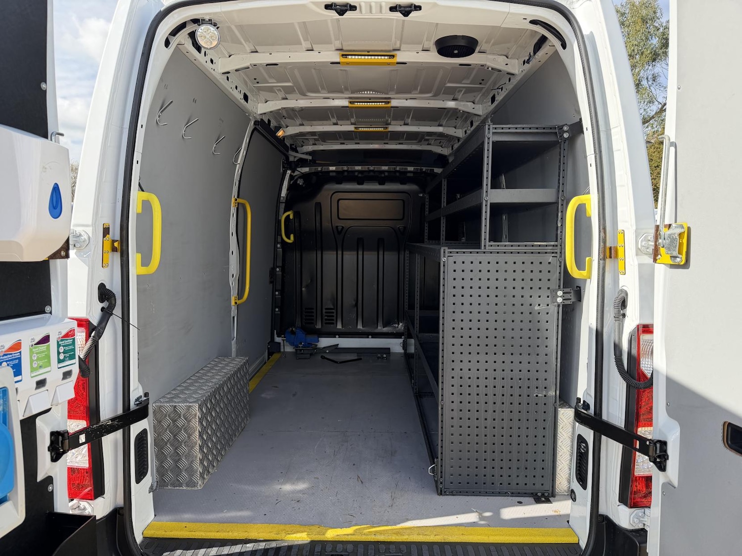 Used Vauxhall Movano 2019 for sale - 78028176: Photo 3