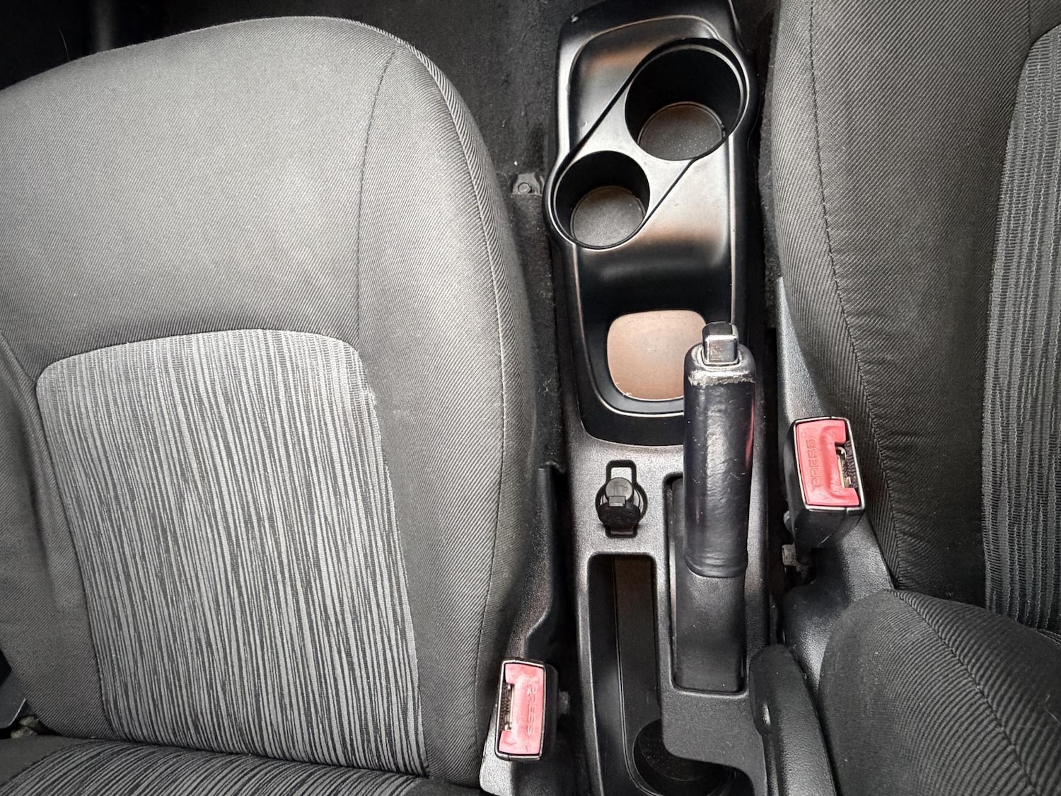 Used Hyundai i10 2012 for sale - 77201710: Photo 15