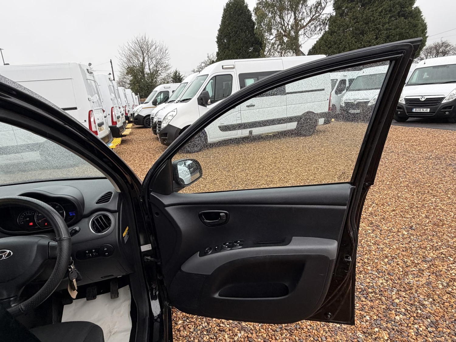 Used Hyundai i10 2012 for sale - 77201710: Photo 17