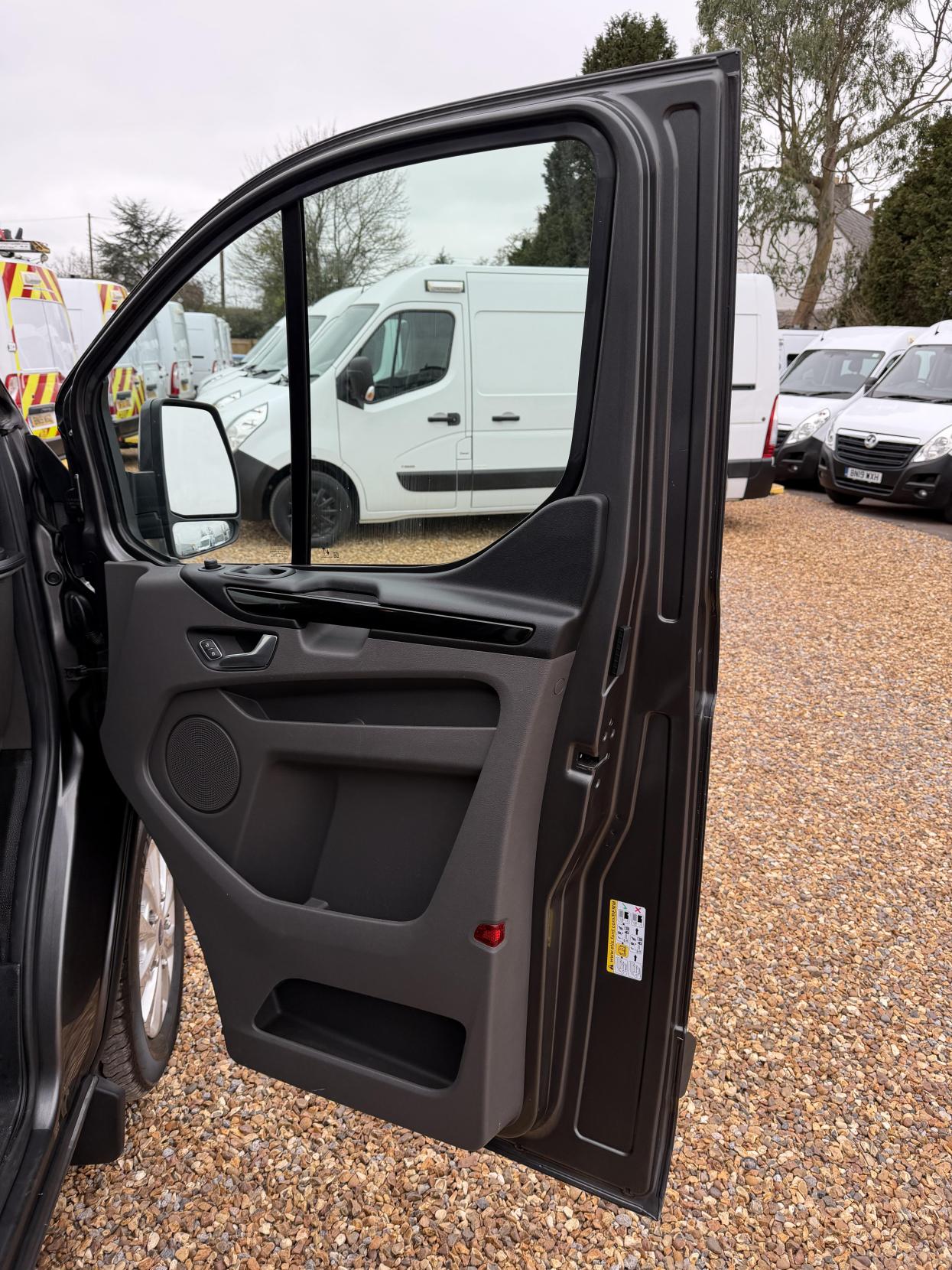 Used Ford Transit Custom 2020 for sale - 77782184: Photo 11