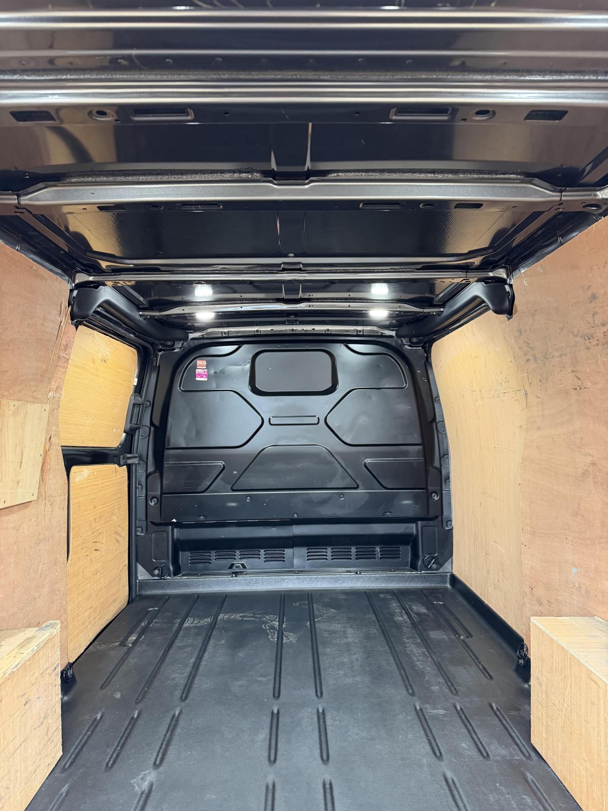 Used Ford Transit Custom 2020 for sale - 77782184: Photo 43