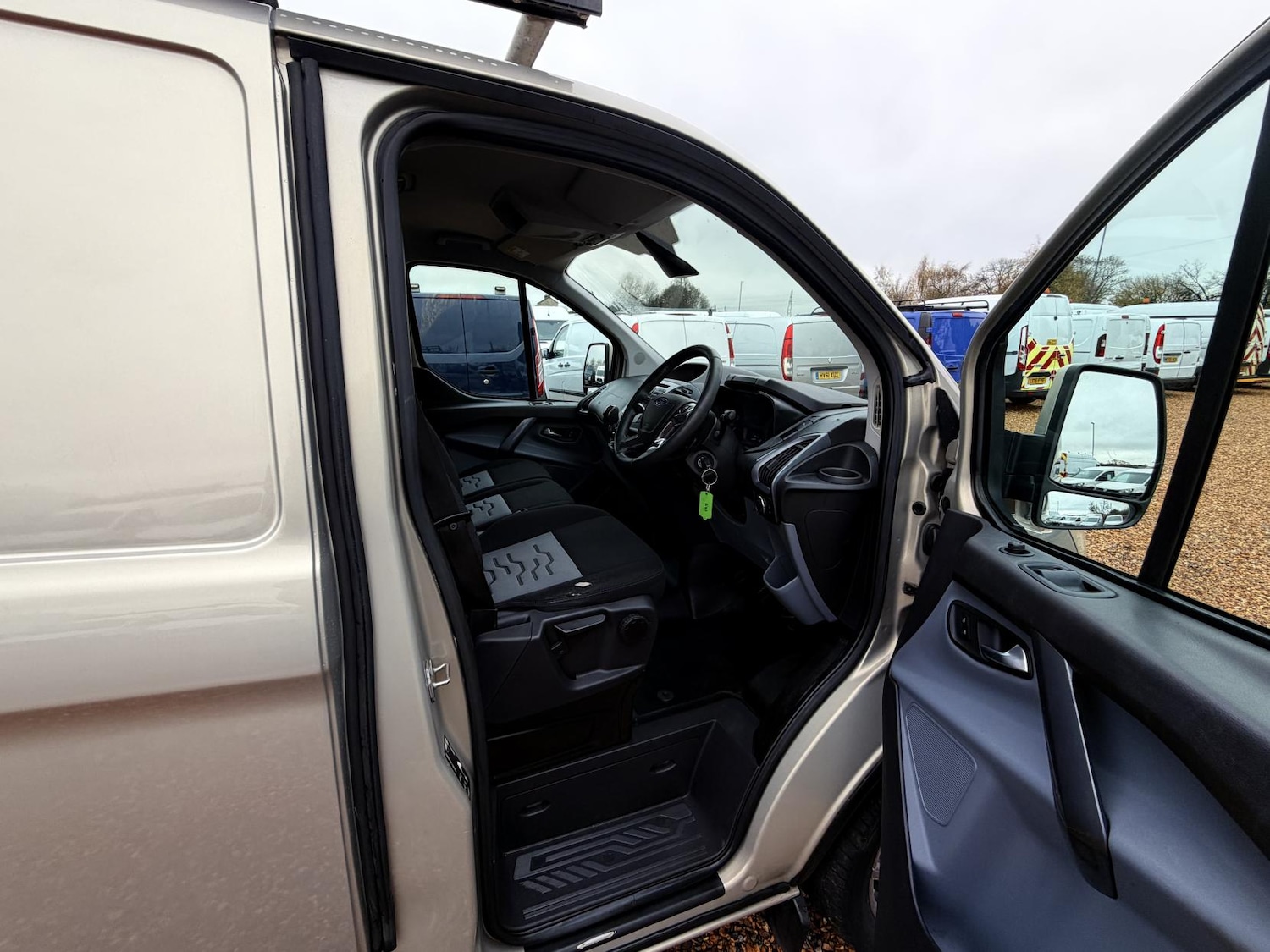 Used Ford Transit Custom 2016 for sale - 76590082: Photo 9