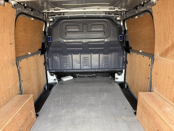 Used Mercedes-Benz Vito 2017 for sale - 79564443: Photo
