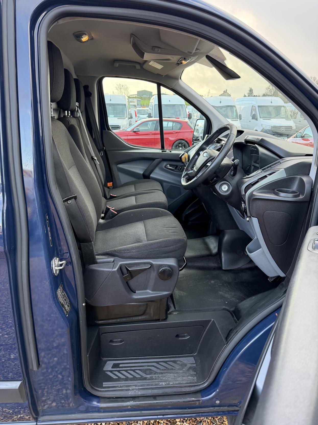 Used Ford Transit Custom 2013 for sale - 76671041: Photo 12