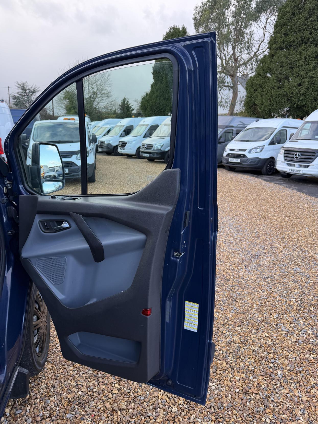 Used Ford Transit Custom 2013 for sale - 76671041: Photo 13