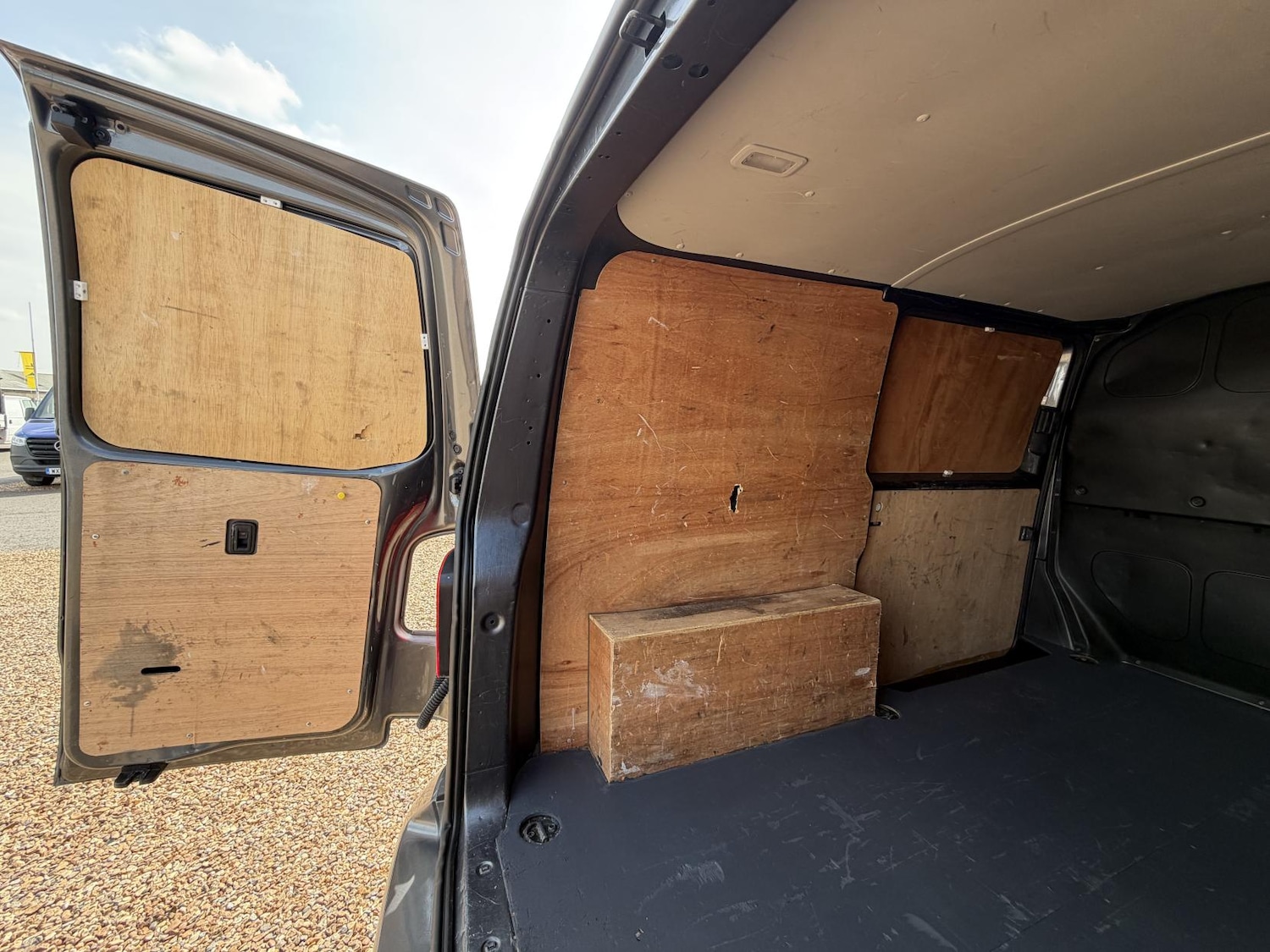 Used Volkswagen Transporter 2021 for sale - 78018720: Photo 27