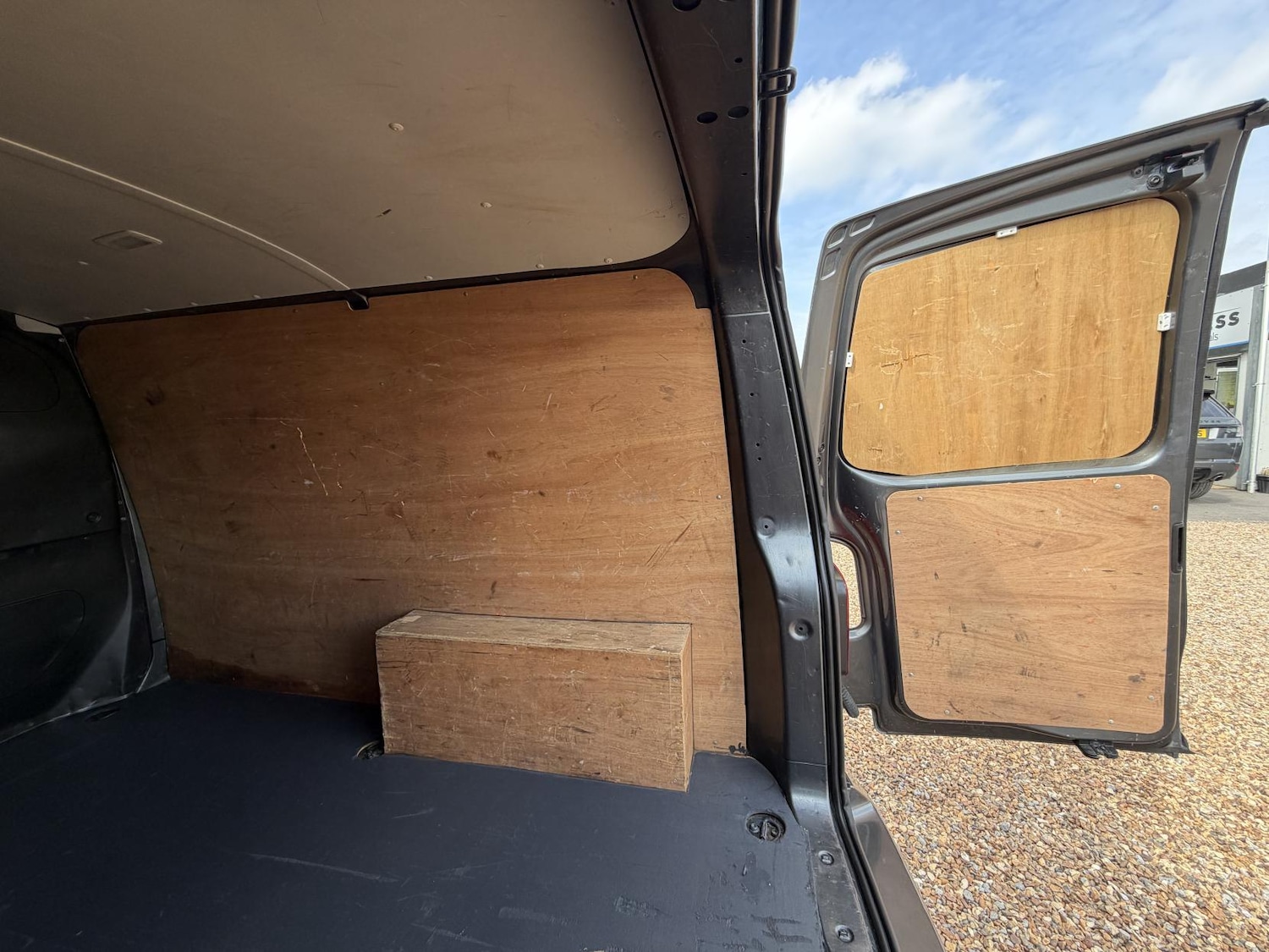 Used Volkswagen Transporter 2021 for sale - 78018720: Photo 31