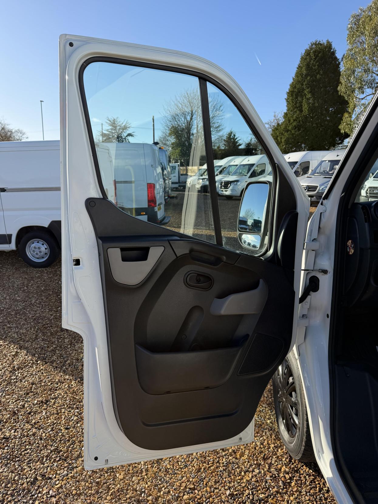 Used Vauxhall Movano 2018 for sale - 76799663: Photo 16