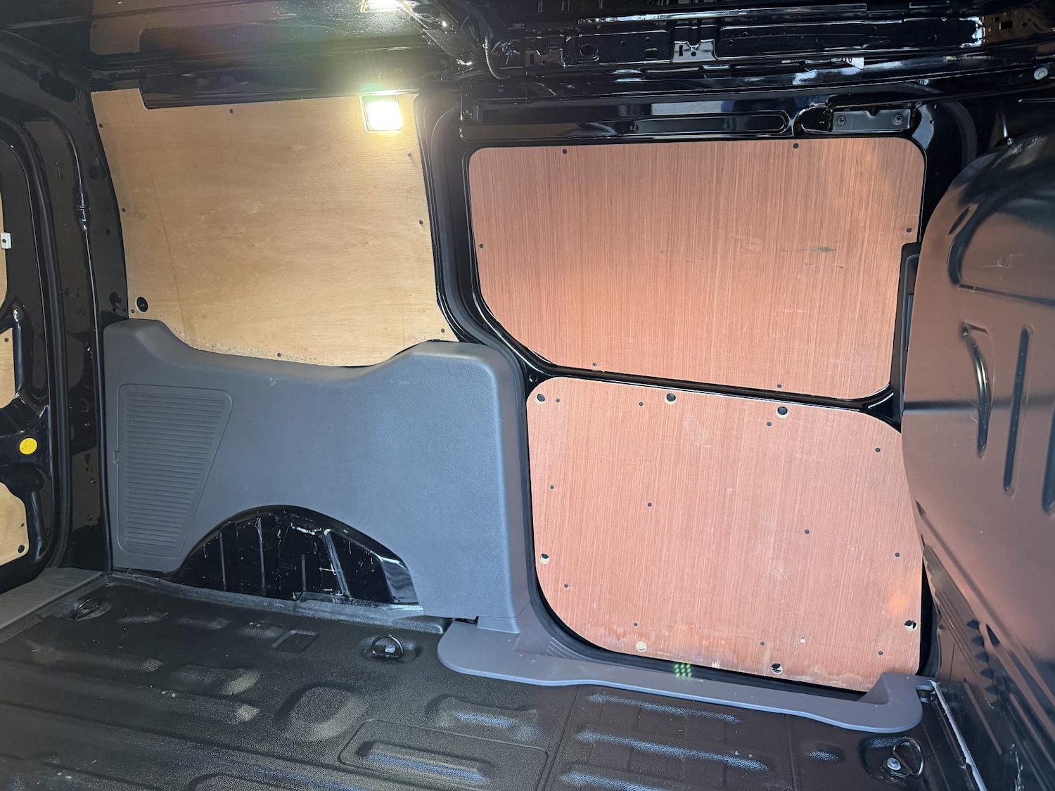 Used Ford Transit Connect 2022 for sale - 77896100: Photo 30