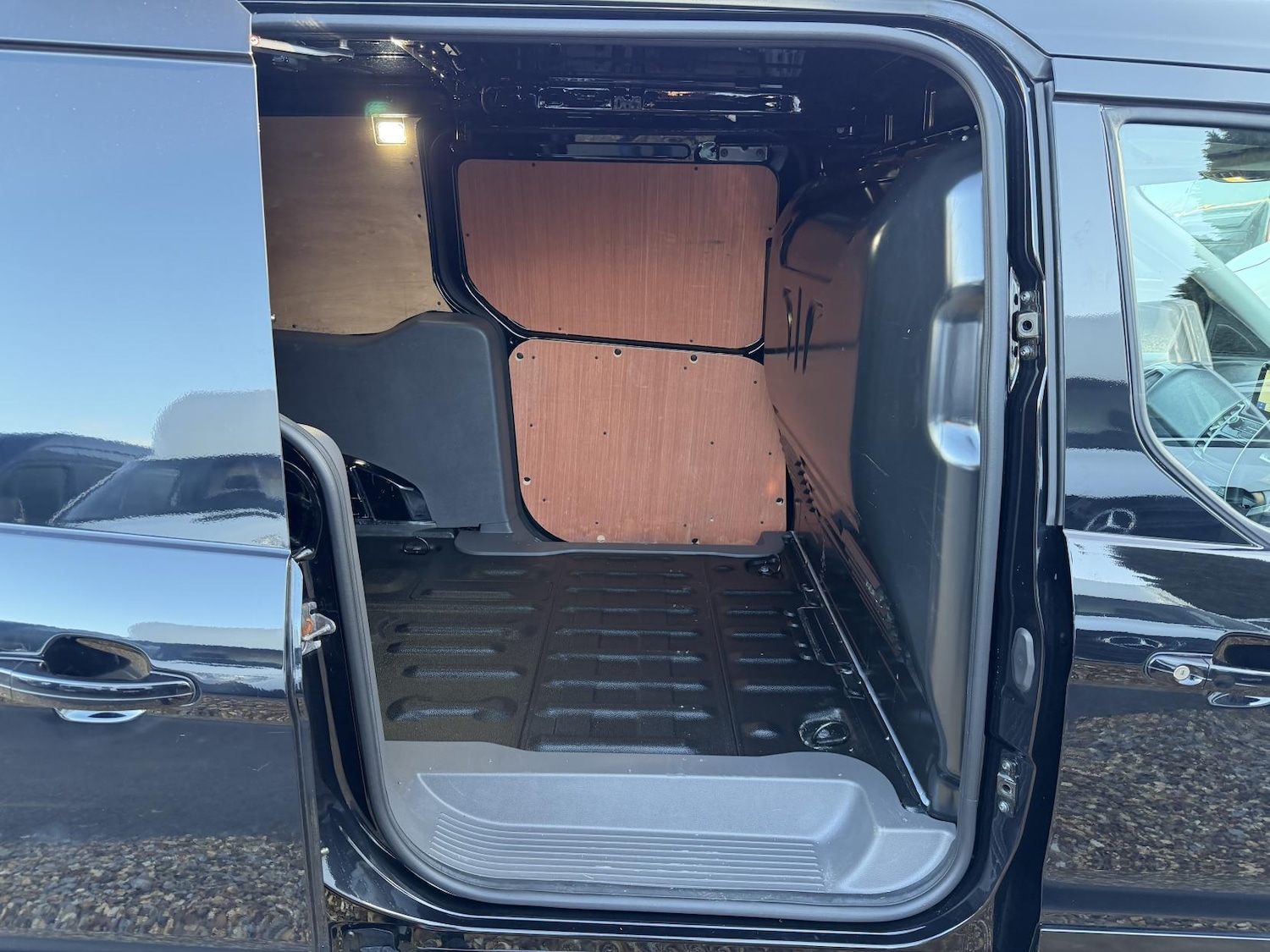 Used Ford Transit Connect 2022 for sale - 77896100: Photo 31