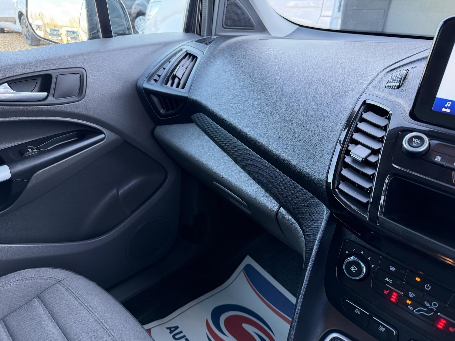 Used Ford Transit Connect 2022 for sale - 77896100: Photo 32