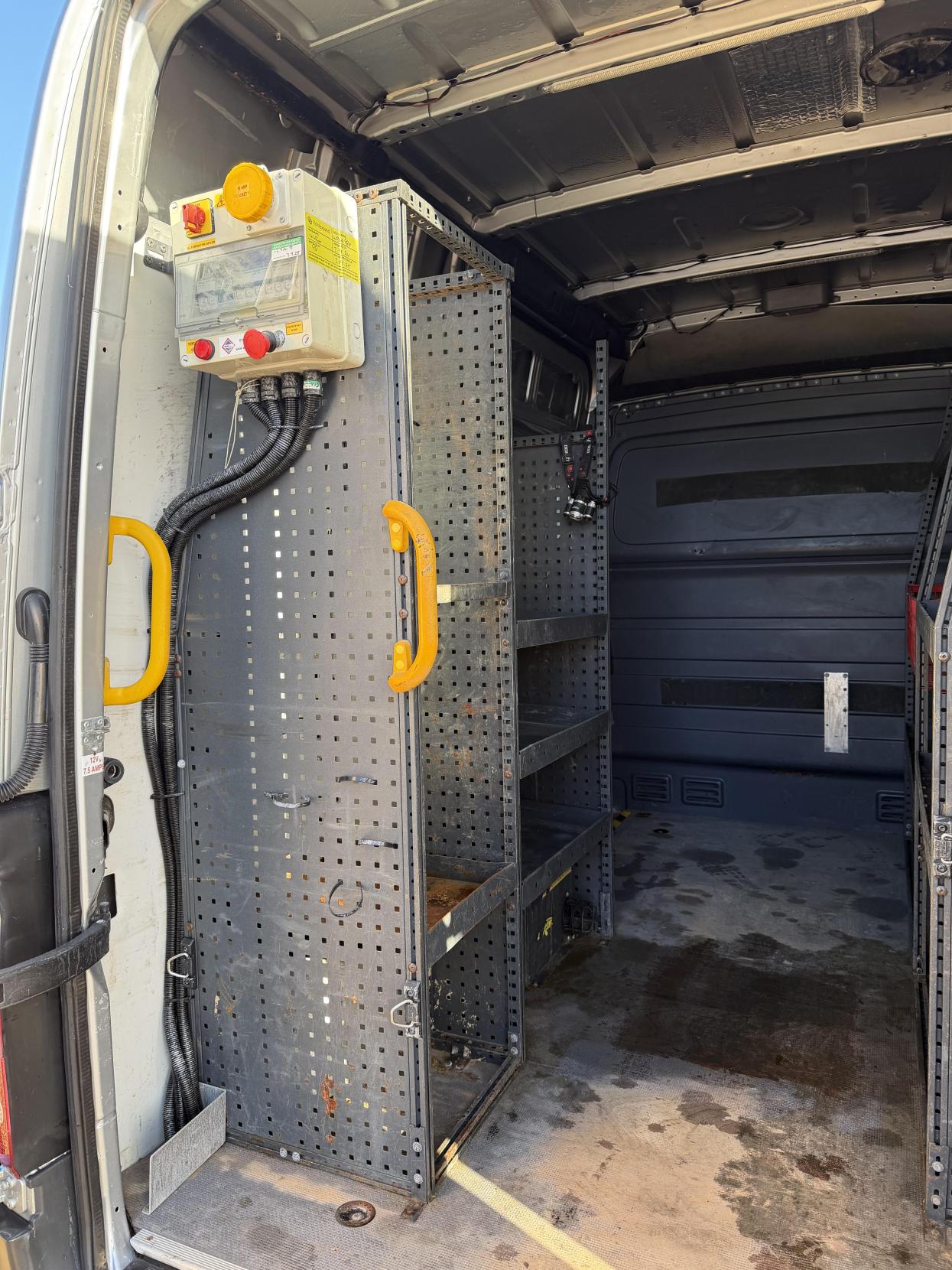 Used Mercedes-Benz Sprinter 2014 for sale - 77010186: Photo 37