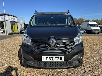 Used Renault Trafic 2017 for sale - 76188377: Photo