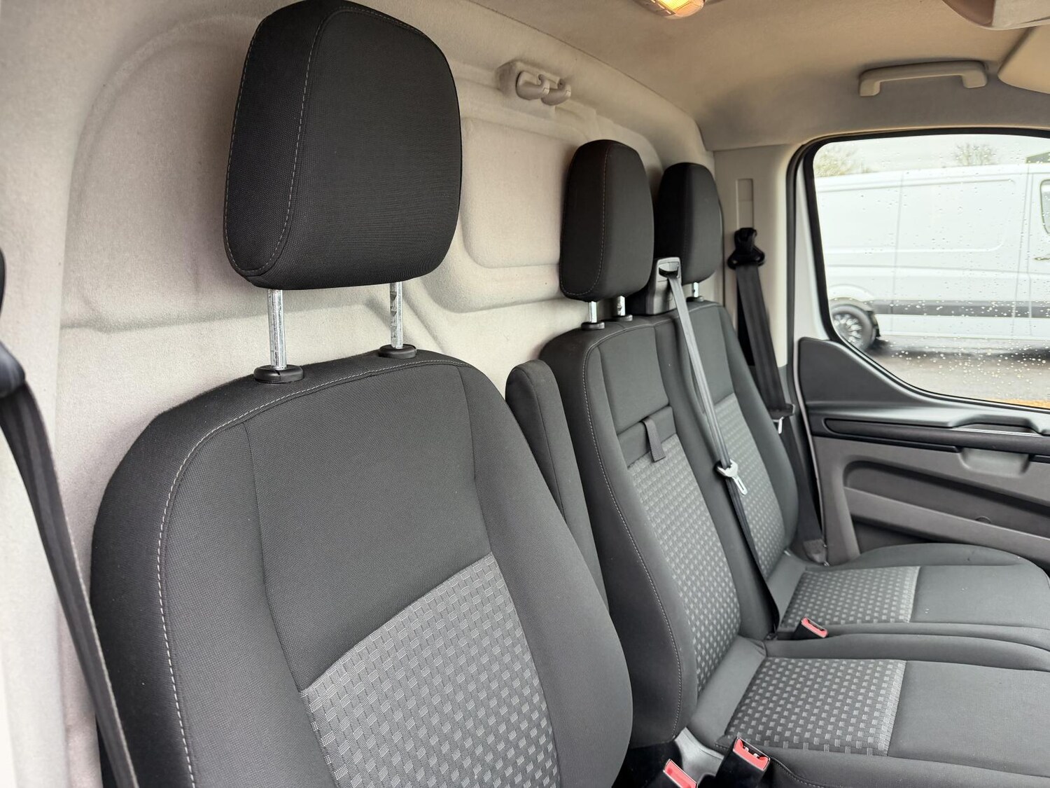 Used Ford Transit Custom 2018 for sale - 77539477: Photo 11