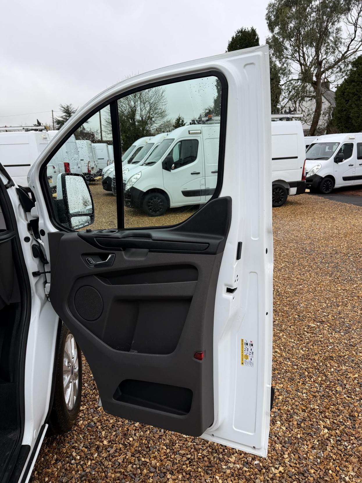 Used Ford Transit Custom 2018 for sale - 77539477: Photo 13